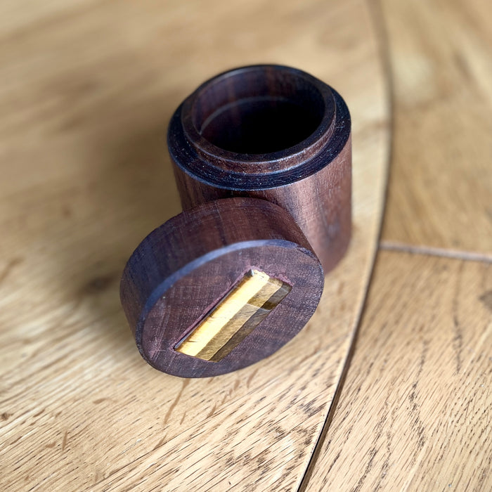 Walnut Round Trinket Box With Tigers Eye Insert