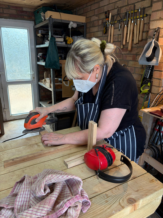 One Day Workshop - Stained Glass and Wood Bookends (your party of 1 Or 2 Ppl)