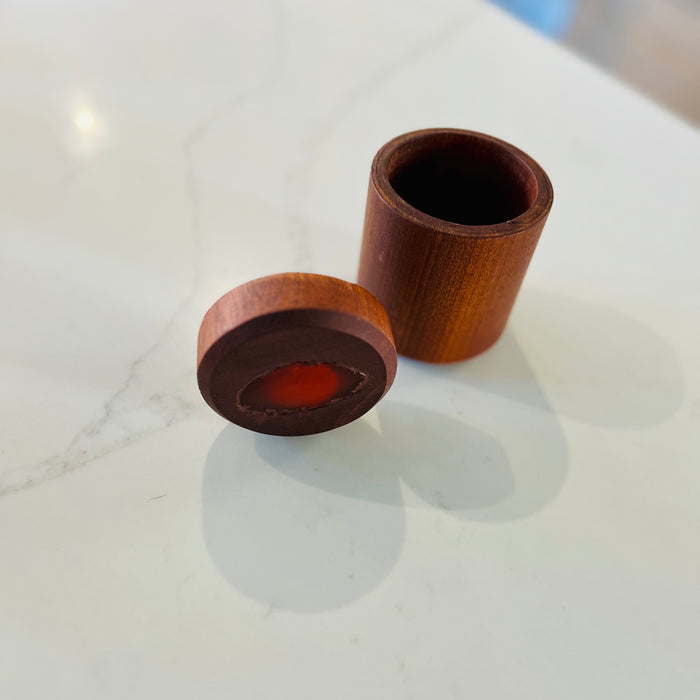 Walnut Round Trinket Box With Agate Insert