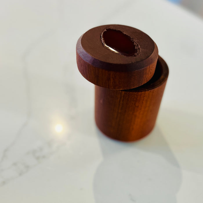 Walnut Round Trinket Box With Agate Insert